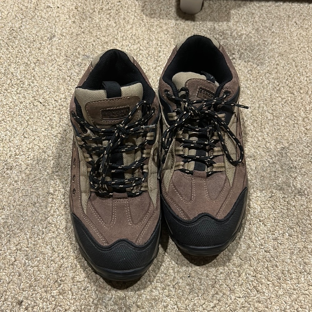 Sonoma lifestyle shoes size 10.5
